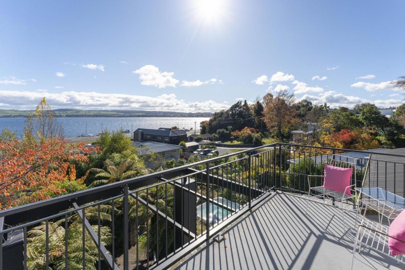 Bayview Lake Таупо Екстер'єр фото